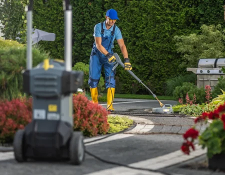 terrassen und gehwegreinigung reinigungsfirma gartenpflege grünflege berlin oranienburg potsdam gebäudereinigung kugel gebäudeservice reingigungsfirma